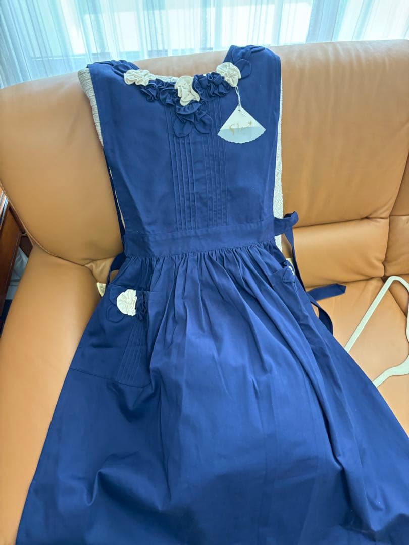 ネイビー　エプロン