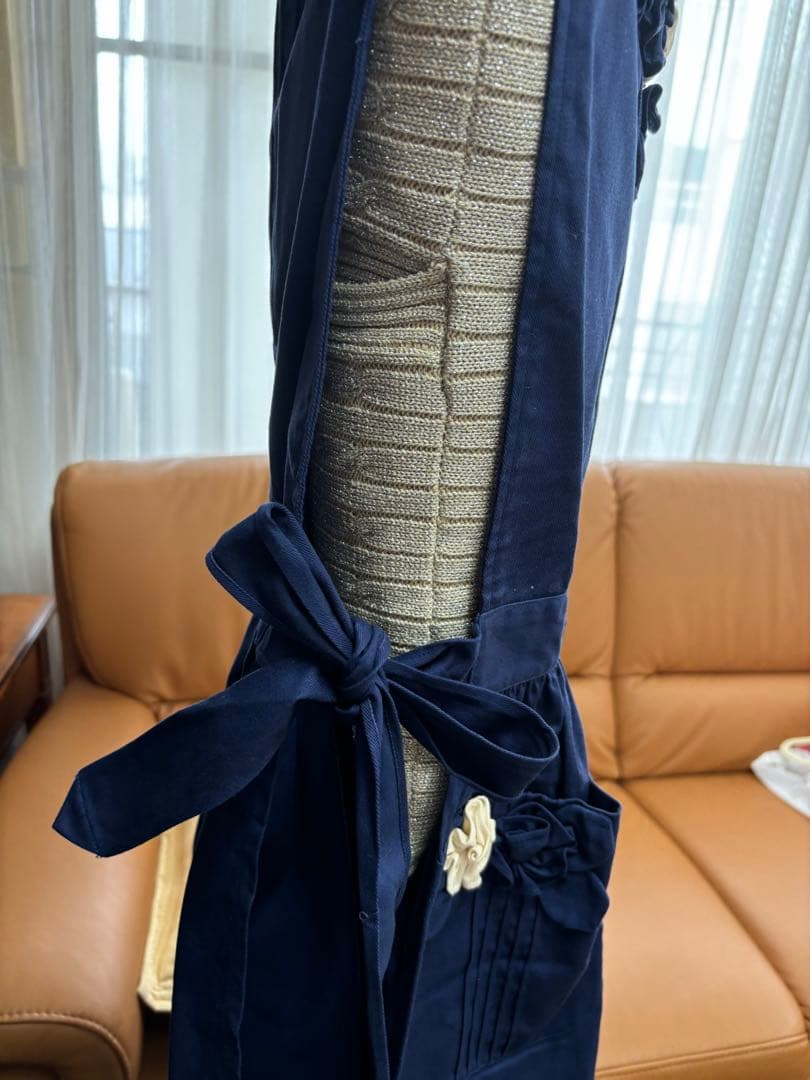 ネイビー　エプロン