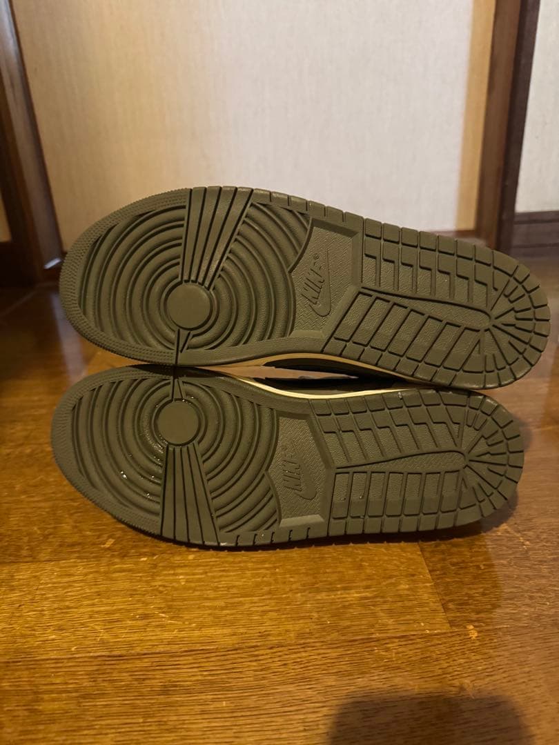 AirJordan1low✖︎TravisScott ReverseOlive