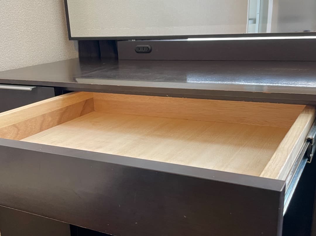 ドレッサー　ワイドミラー、大容量収納