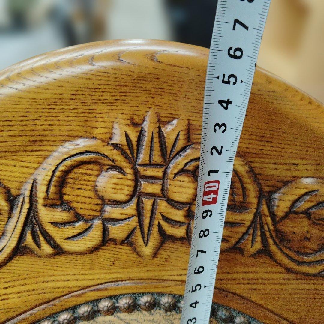 A クラシックスタイル 木製アームチェア ヴィンテージ アンティーク家具