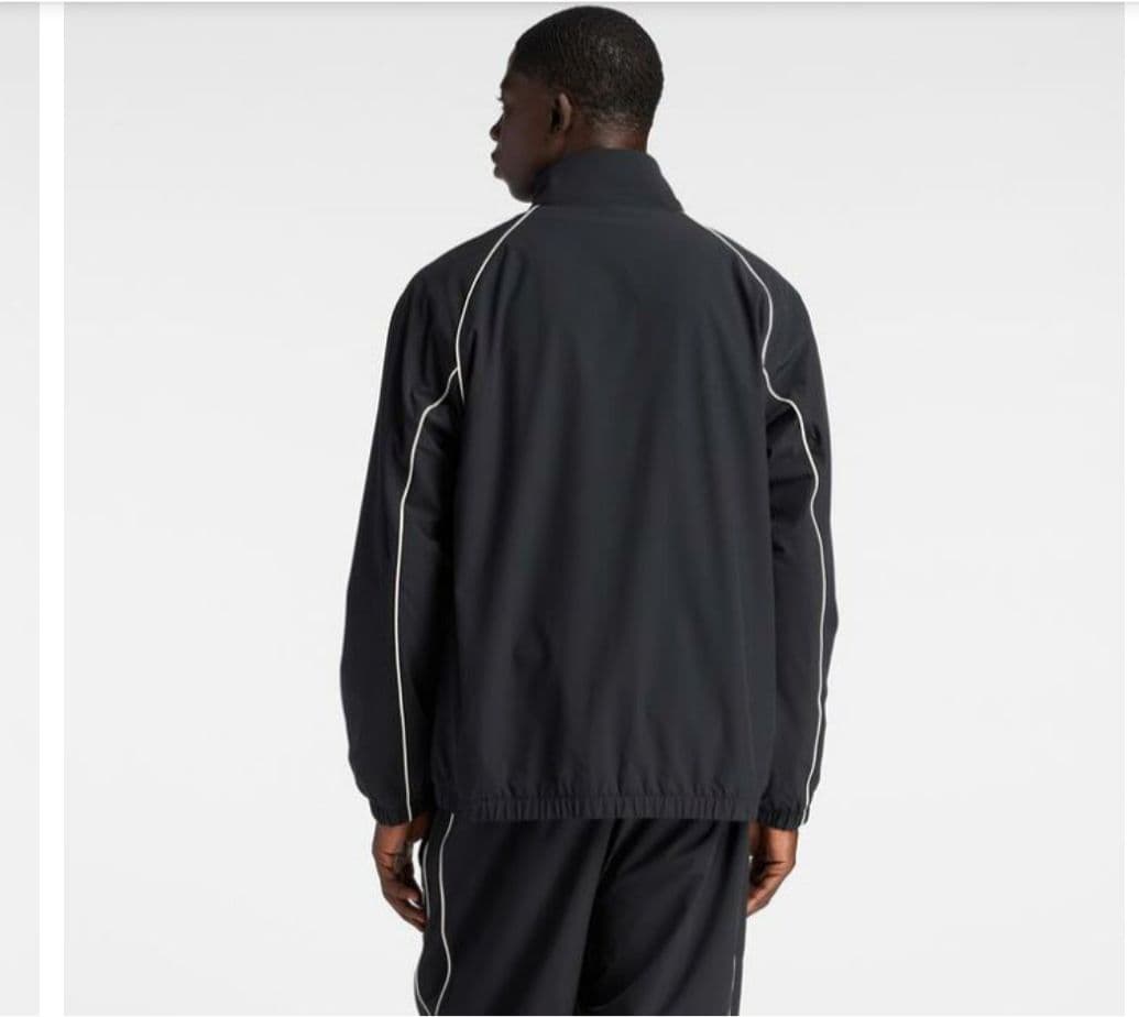 NewBalance上下セット（amj53171-bk）