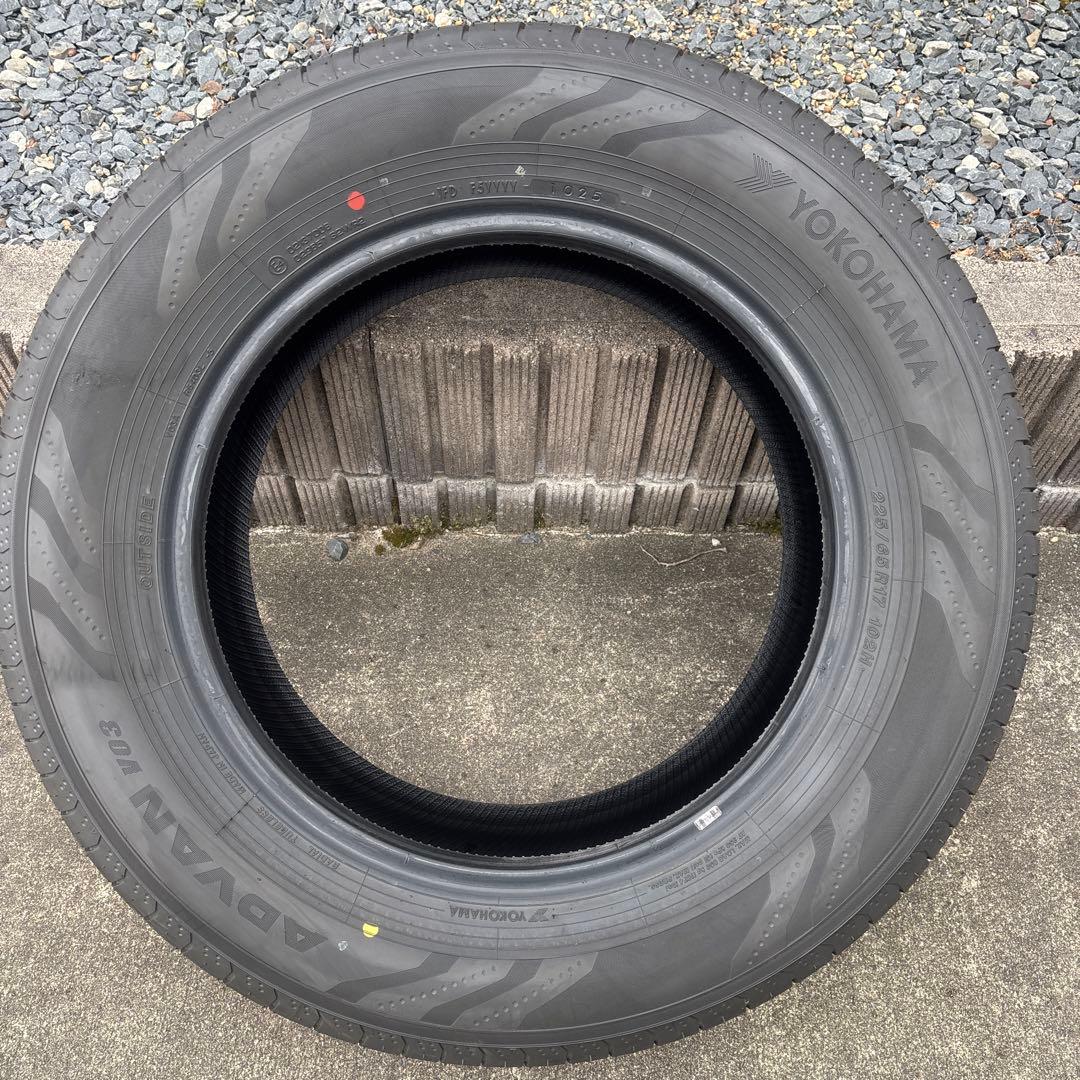 225 65 r17 ADVAN トヨタ　アルファード　純正　新車外し　送料無料