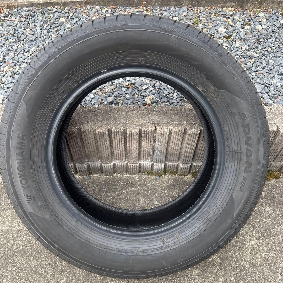 225 65 r17 ADVAN トヨタ　アルファード　純正　新車外し　送料無料