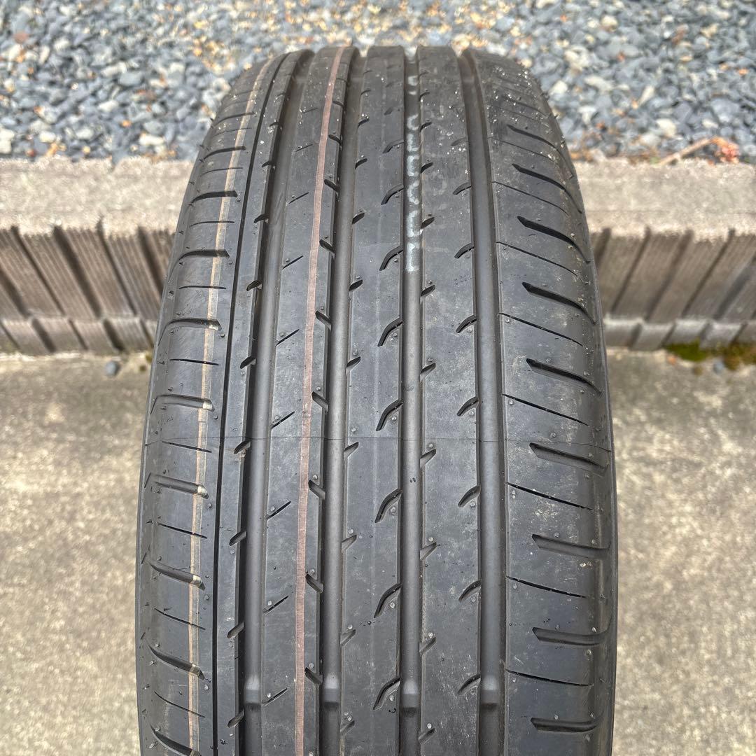 225 65 r17 ADVAN トヨタ　アルファード　純正　新車外し　送料無料