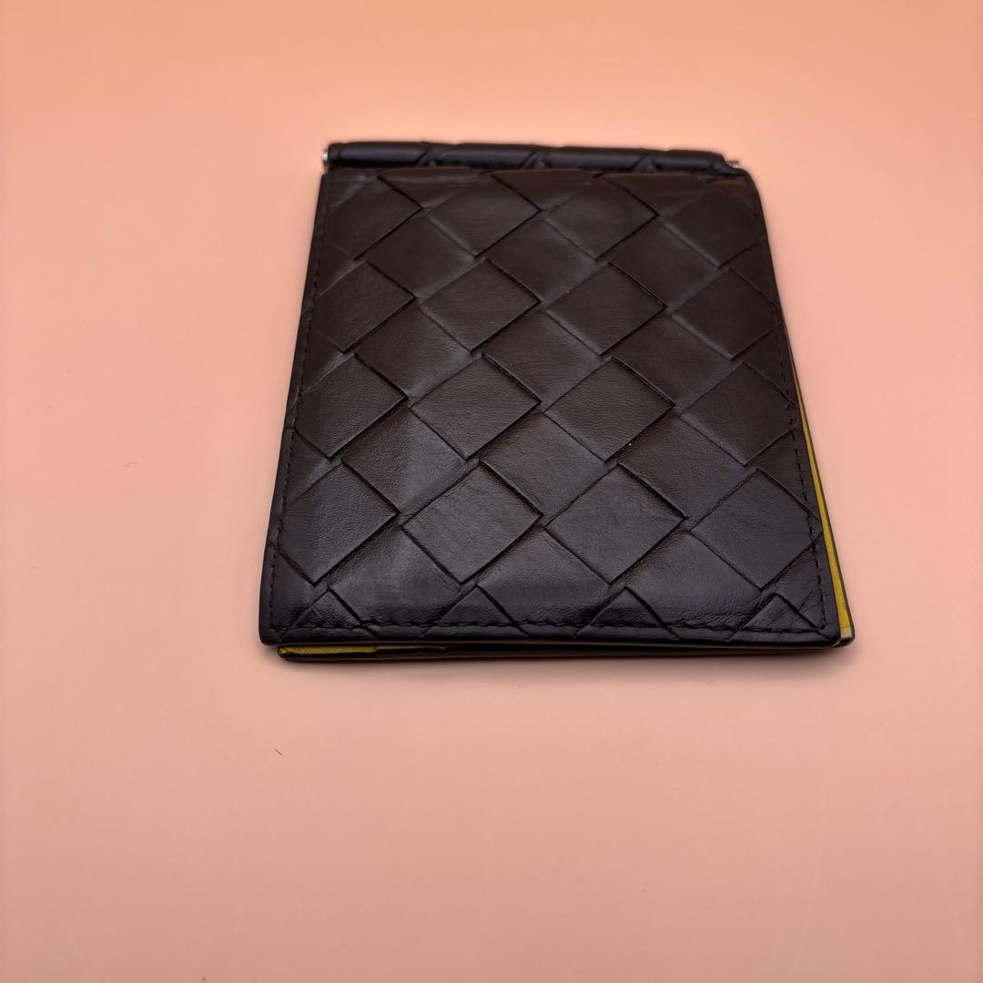 ◆正規品◆近年モデルボッティガヴェネタ二つ折り マネークリップ