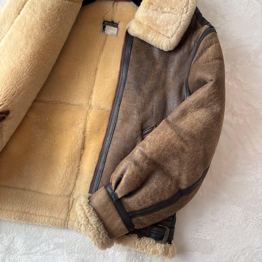 【美品】アヴィレックス　ムートンジャケット　フライトジャケット　羊革　38