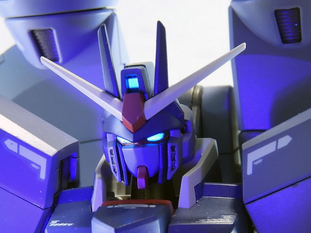 ガンプラ　HG　レジェンドガンダム　改修塗装済み完成品