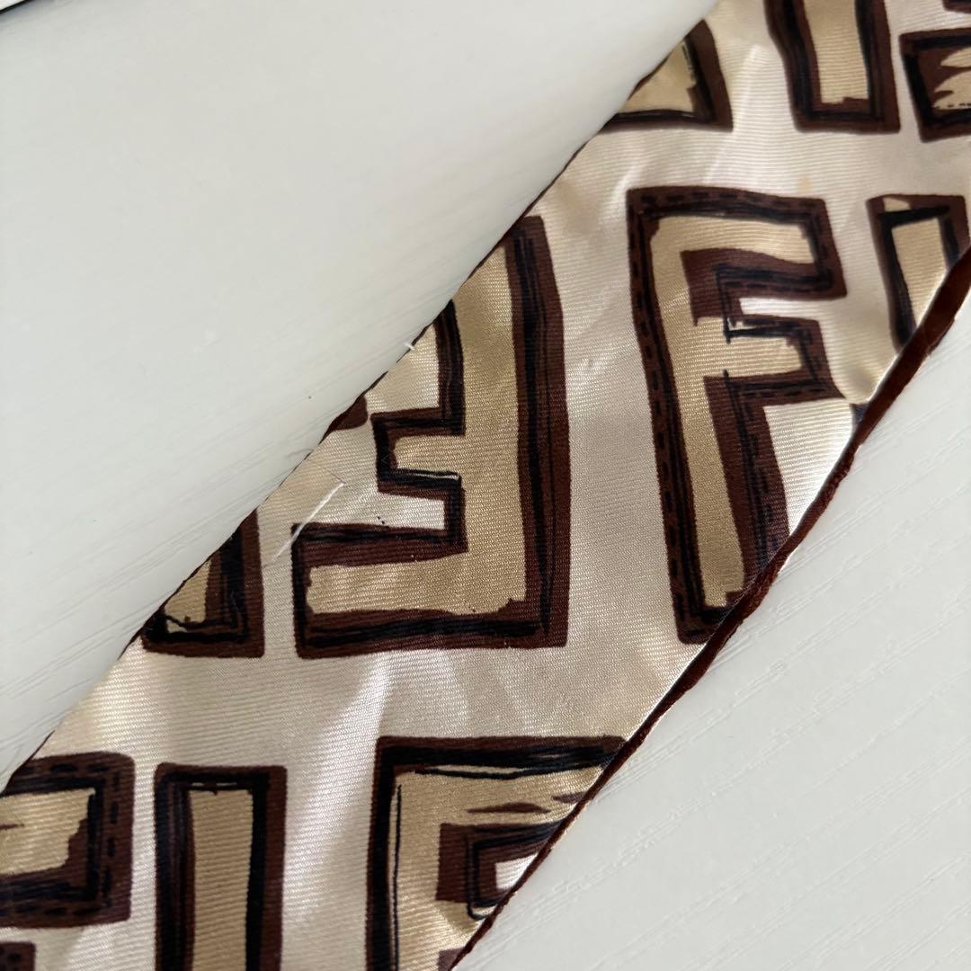 FENDI フェンディ ラッピー バンドゥ　スカーフ FF ズッカ