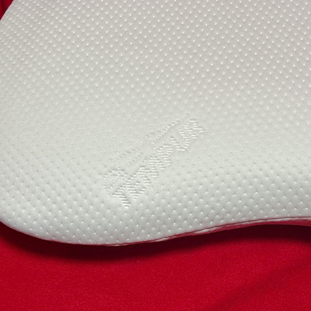 テンピュール ソナタピロー S 低反発枕 三日月 デンマーク 安眠枕