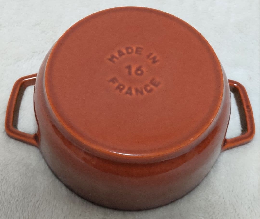 ストウブ　ワナベＳ16cm(シナモン）