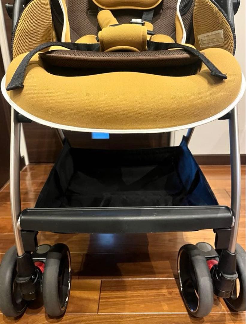 [送料無料 美品]Apricaベビーカーオプティアクッション　マスタードゴールド