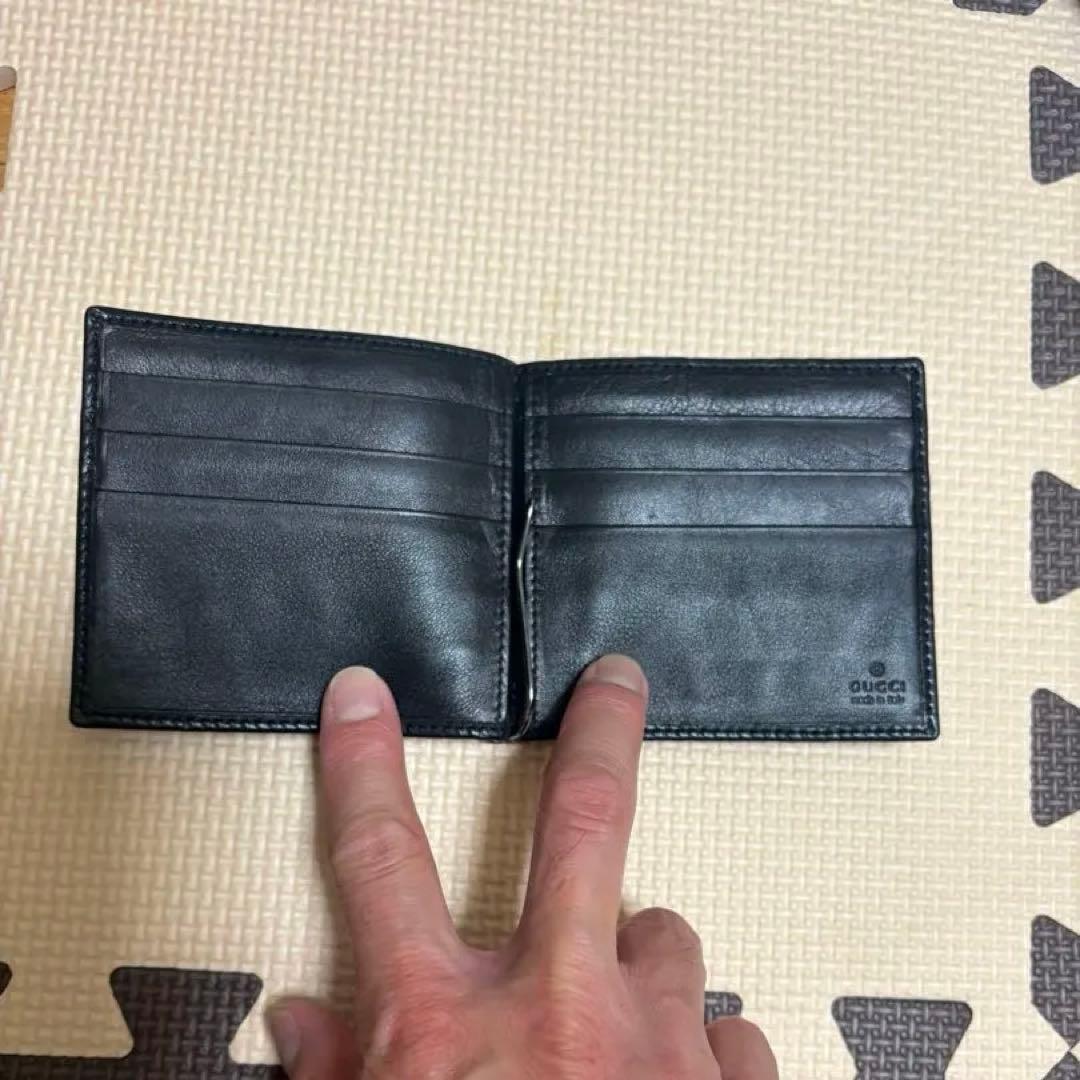 GUCCI 二つ折り　財布　マネークリップ ブラック　レザー