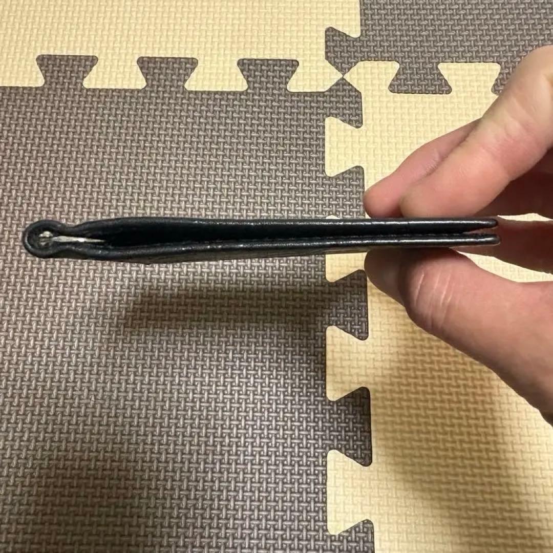 GUCCI 二つ折り　財布　マネークリップ ブラック　レザー