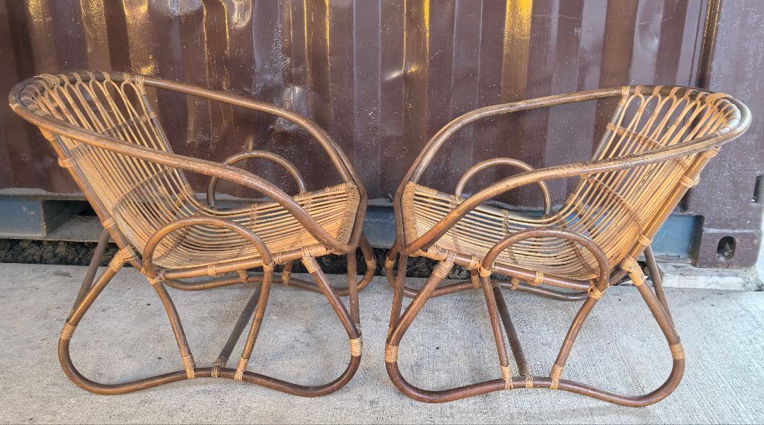籐　お洒落なチェア　ローチェア　2脚セット
