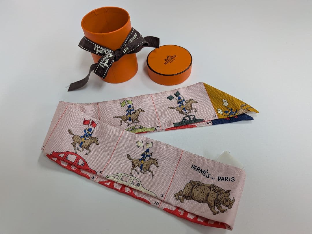 どれみ エルメス スカーフ Parade HERMES シルク 2024