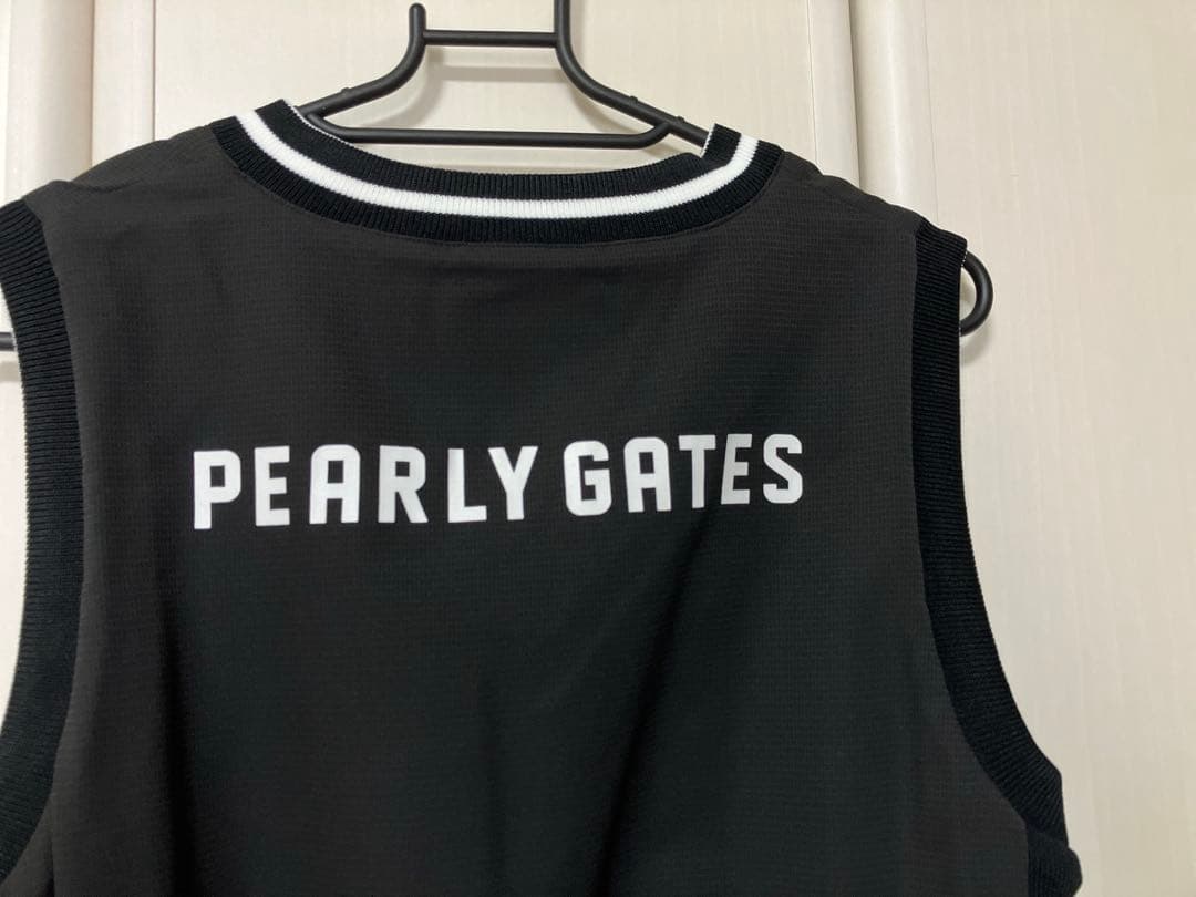 【美品】PEARLY GATES ベスト ブラック/ホワイト