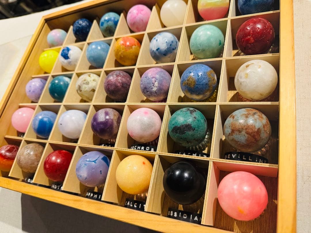 鉱物キャンドル35個セット(標本箱付き)