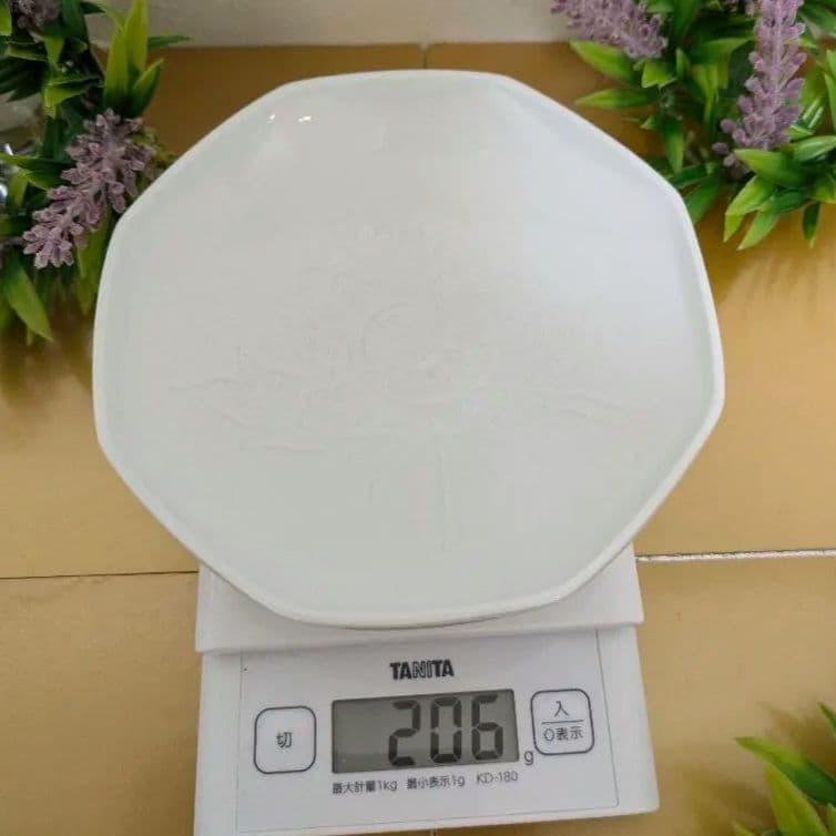 中村清六作　白磁手彫り牡丹絵六角皿佐賀県重要無形文化財](5客)　未使用