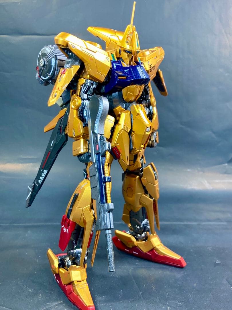 MG級 黄金武士 塗装済み完成品