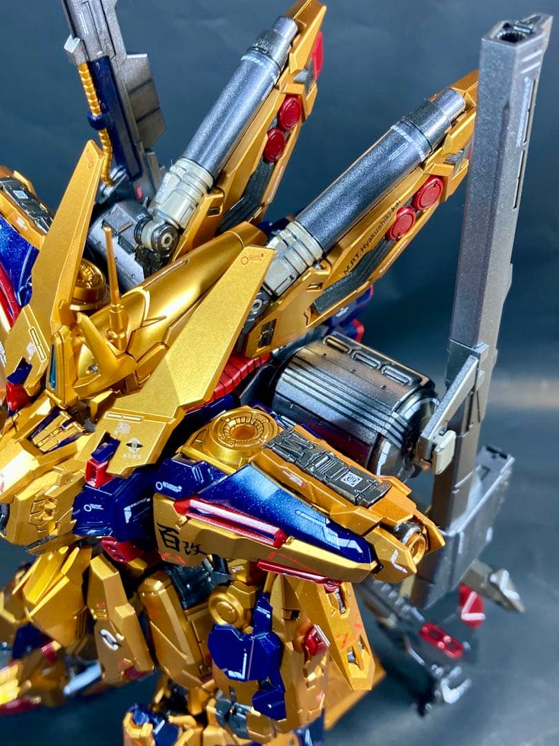 MG級 黄金武士 塗装済み完成品