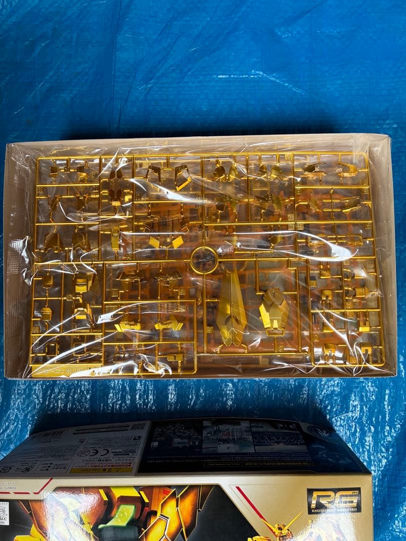 RG ユニコーンガンダム ゴールドコーティング ガンダムベース限定
