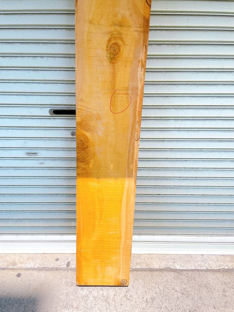 天然　一枚板　カヤ　D材木　天板　ベンチ座面　無垢板木材　カウンターテーブル