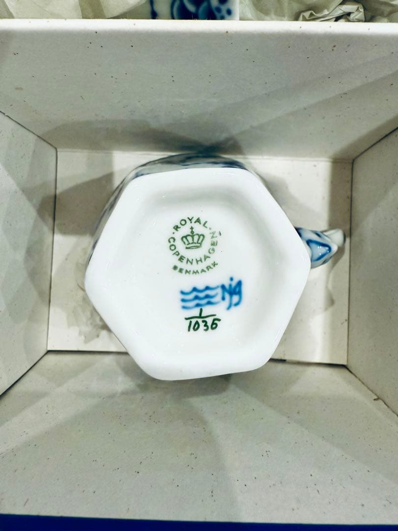 ロイヤルコペンハーゲンティーカップ六脚セット