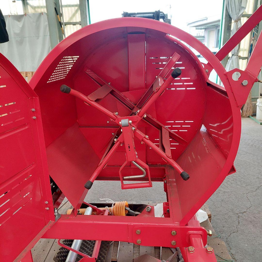 デリカ マルチはぎ機 赤、サブソイラー付きです。