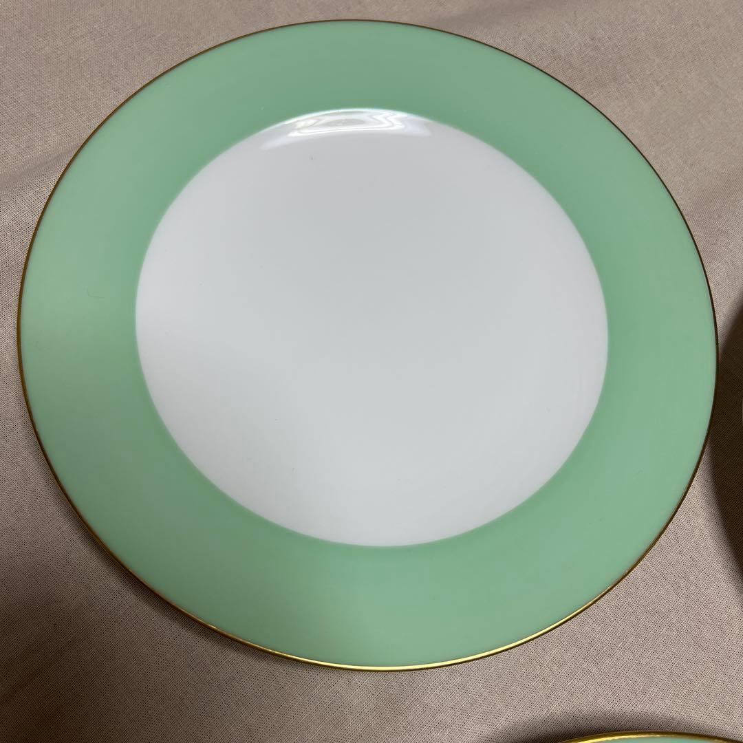 大倉陶園　色蒔き　ライトグリーン　 デザートプレート　20cm ３枚
