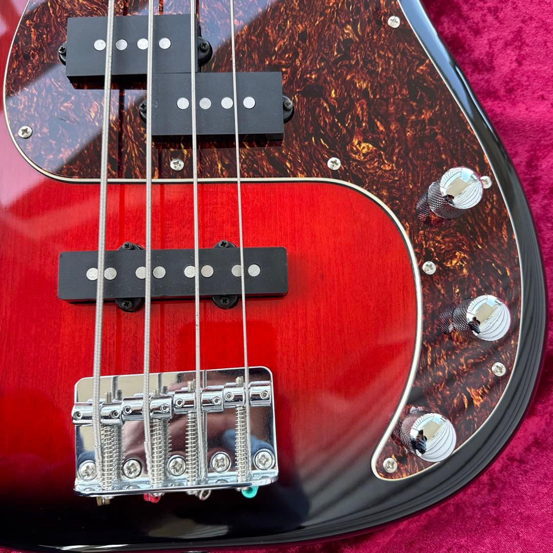 美品 メンテ済 Squier Standard PRECISION BASS