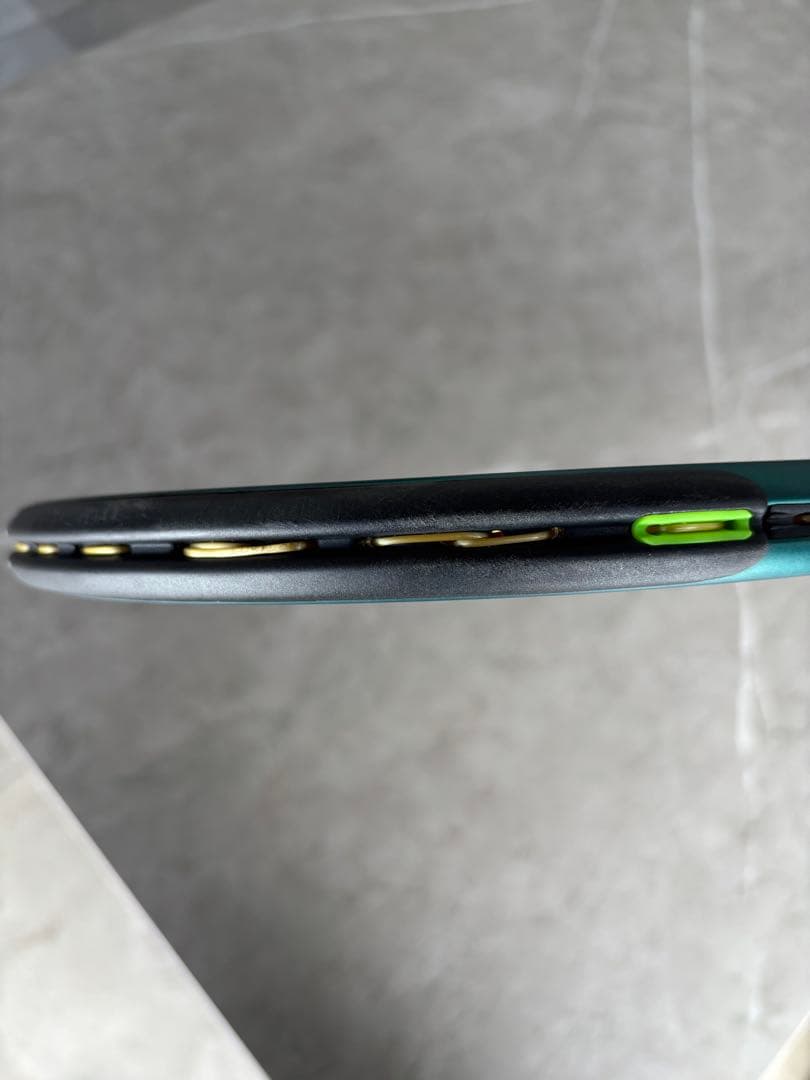 ラケット(硬式用) WILSON BLADE V9 18x20 G2