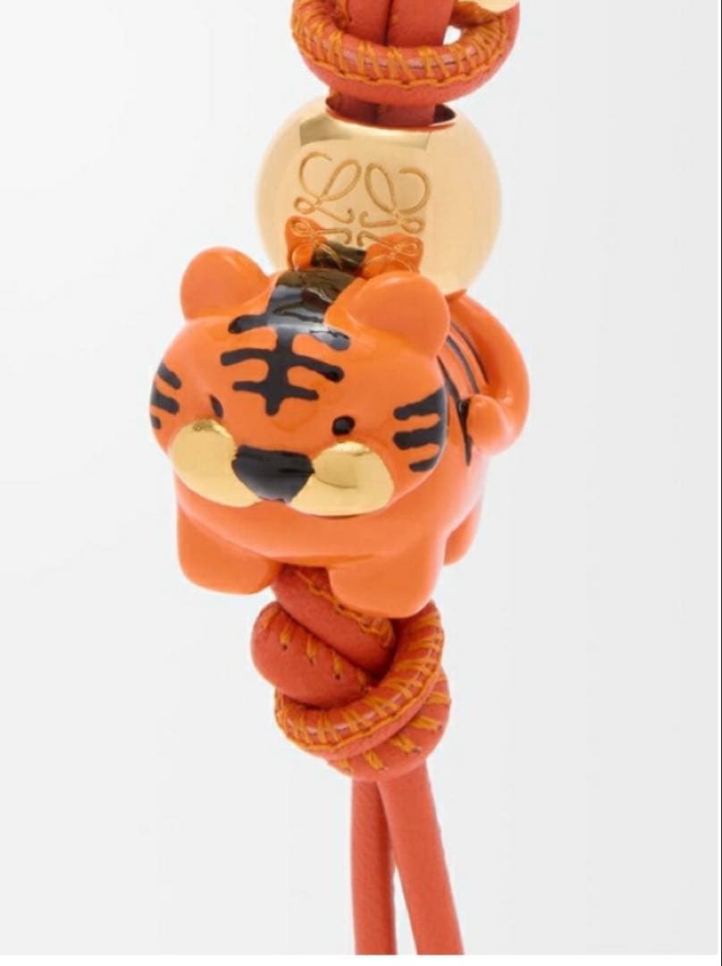 LOEWE 2025 タイガー ダイス チャーム オレンジ 限定品