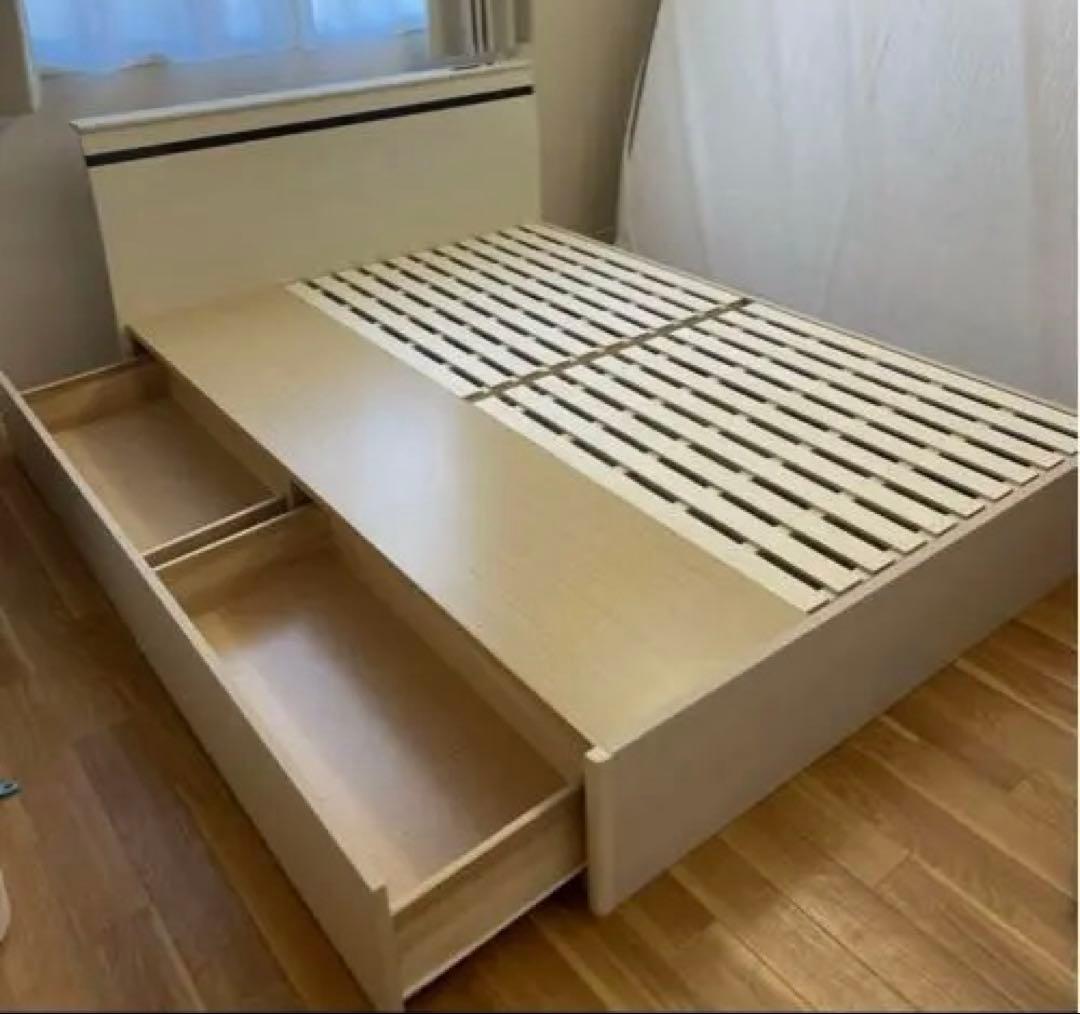 値下げ！ベージュ ダブルベッドフレーム 引き出し付き