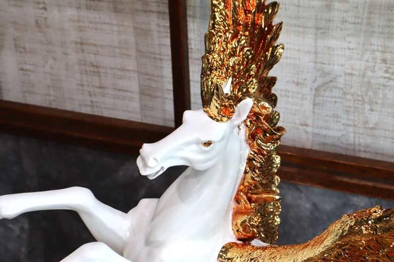 マリー ユニコーン ペガサス 馬のオブジェ 置物 ゴールド 風水 (1)