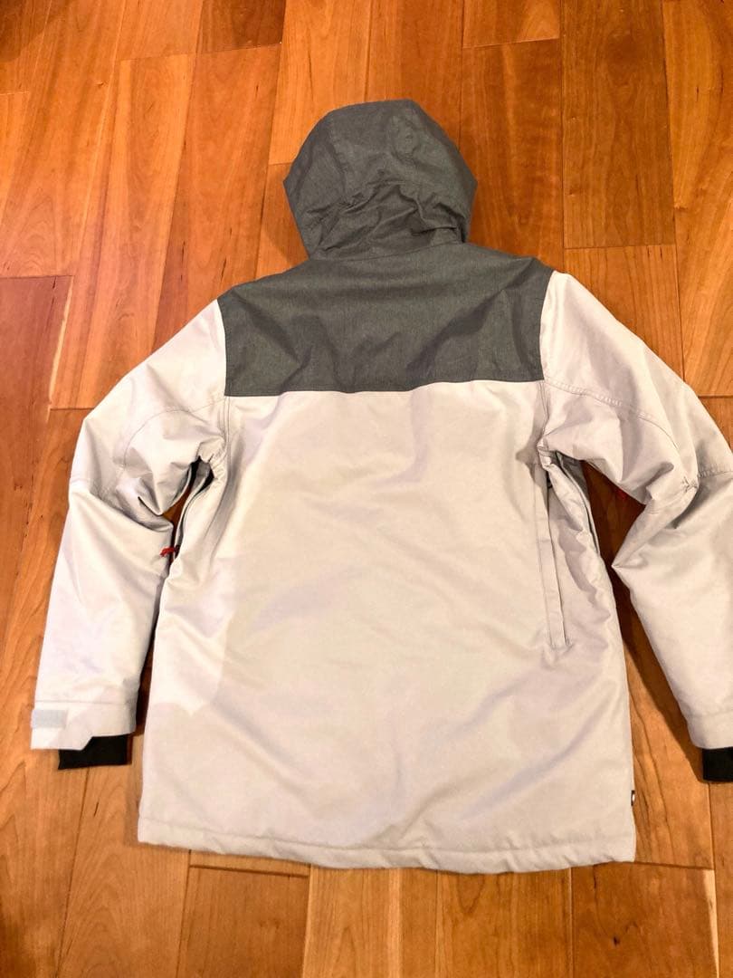 686スノーボードウェア Mサイズ　グレーとホワイト