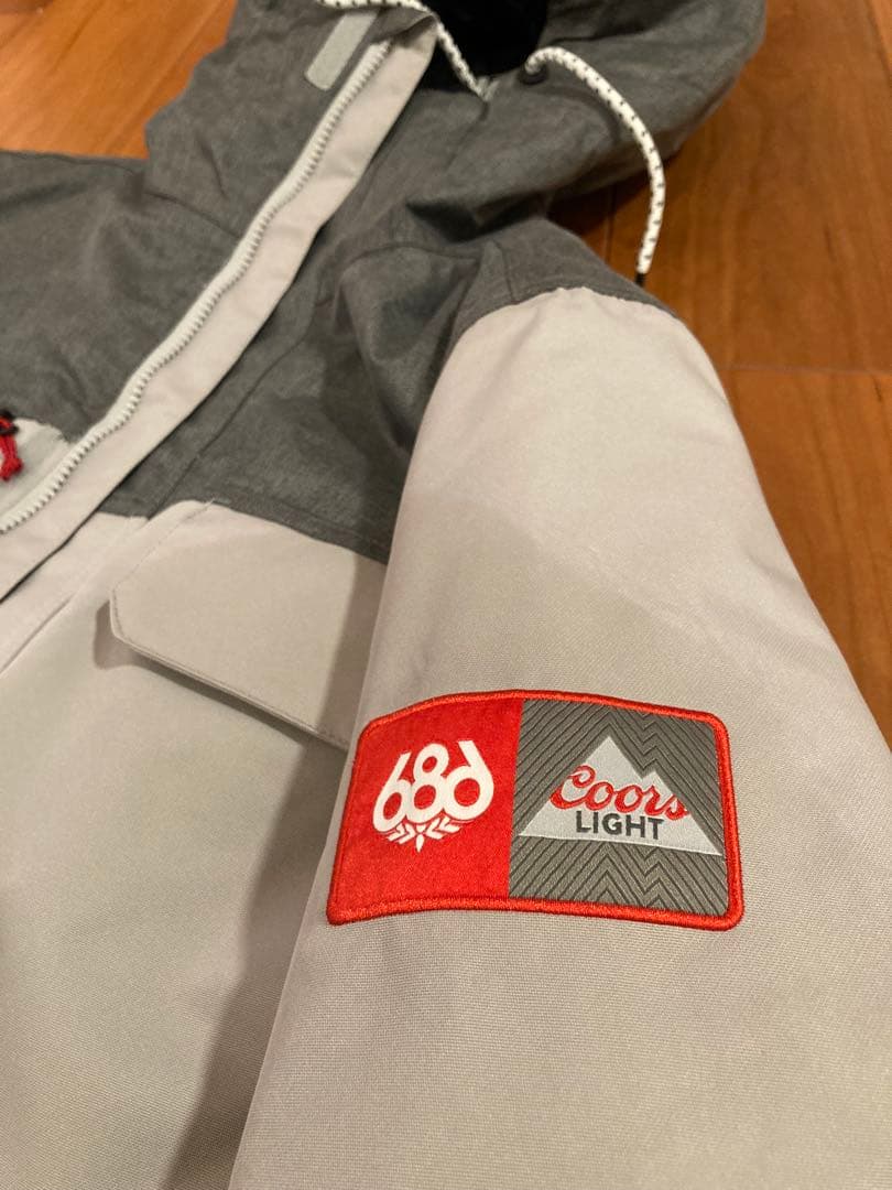 686スノーボードウェア Mサイズ　グレーとホワイト