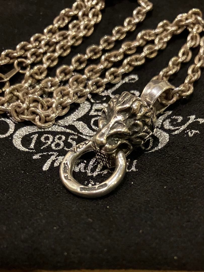 Julaビルウォールレザー　ライオンヘッド　ペンダント　ネックレス