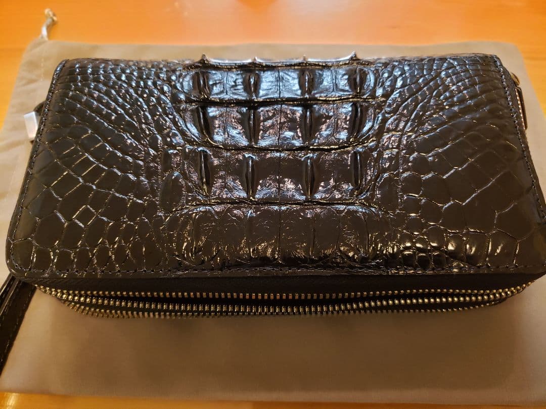 【新品未使用】黒のシャムクロコダイルレザー 長財布　ダブルファスナー