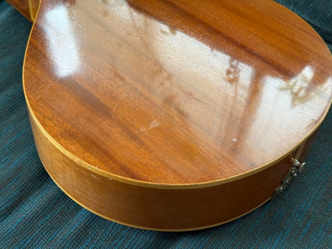 小坂弦楽器工房　アイリッシュブズーキ