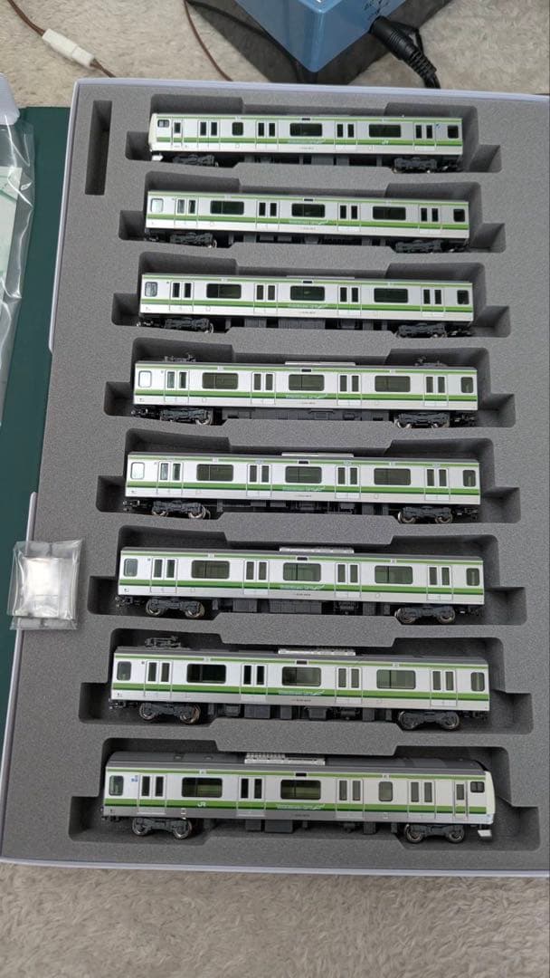 KATO 10-1994 E233系 横浜線 8両編成 Nゲージ