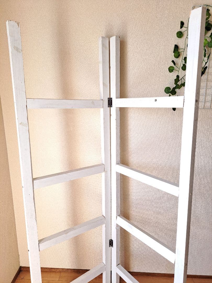 ホワイト木製ラダーラック　ハシゴ