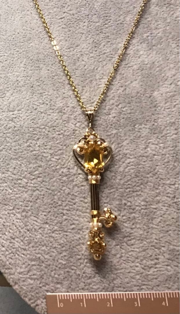 【未使用】天然石　鍵型ペンダント　シトリン　トルマリン　アコヤパール　淡水パール