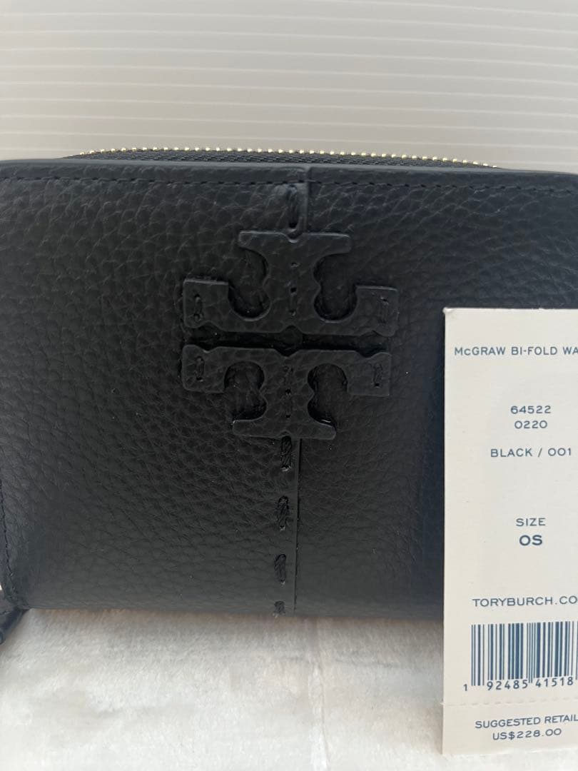 新品　トリーバーチ　二つ折り財布