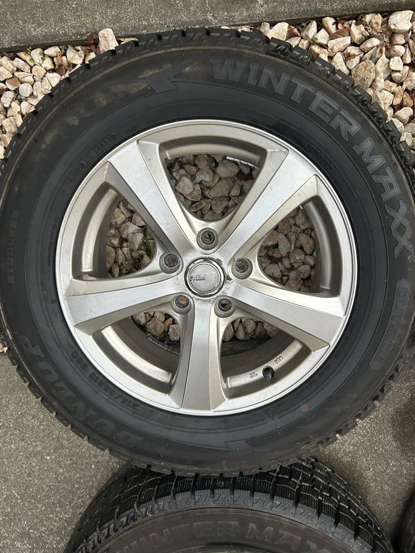 ふくらはぎスタッドレス 215/65R16 2022年製 ホイールセット④