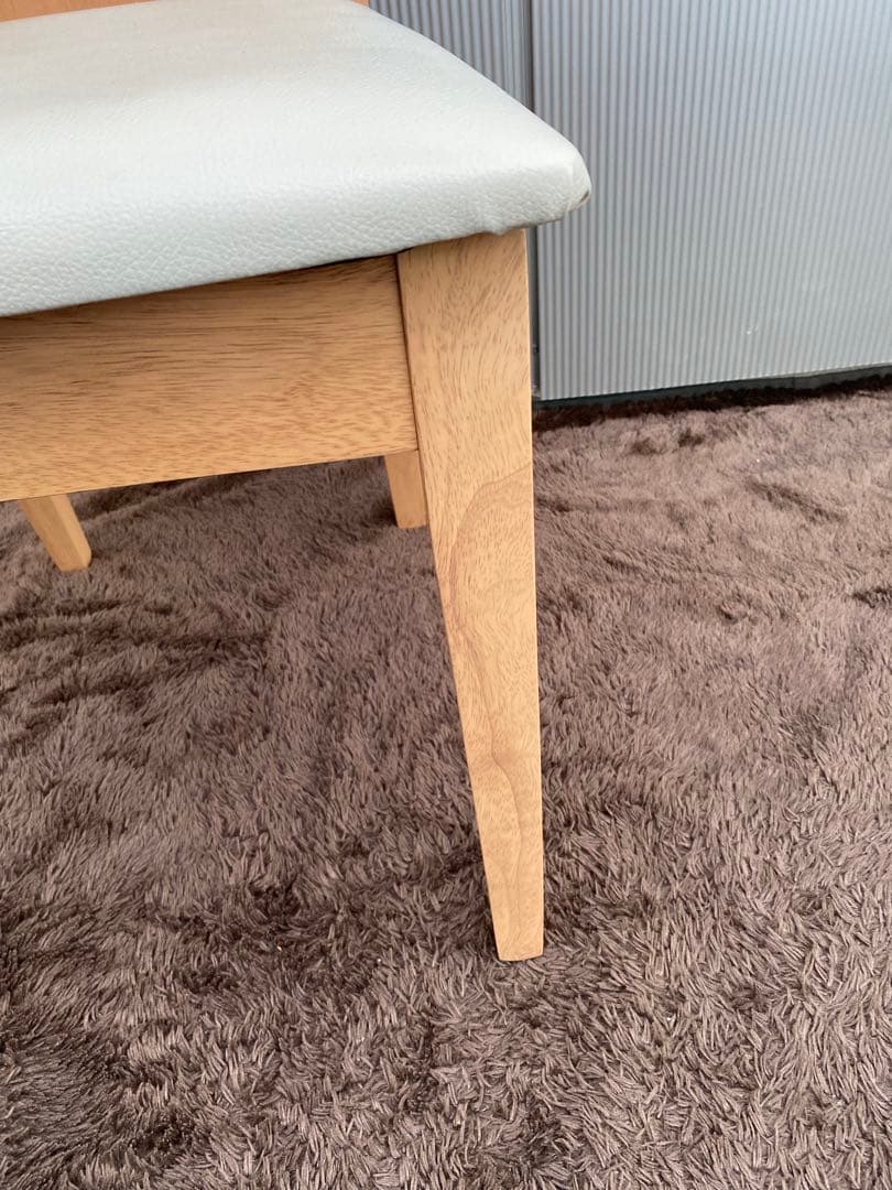 送料無料★高級シンプルダイニングチェア【ナチュラル】新品張替済！