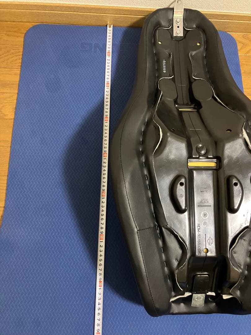 ハーレー　FXDL1580 ダイナ ローライダー 純正　シート