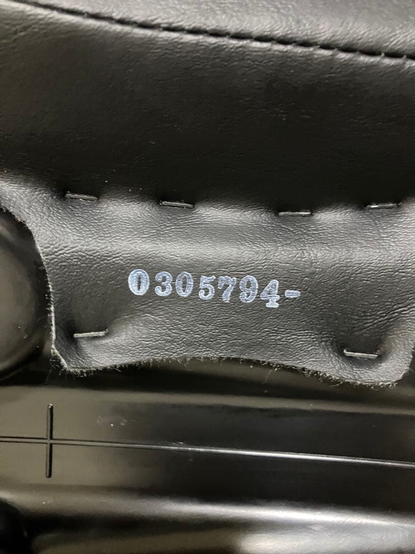 ハーレー　FXDL1580 ダイナ ローライダー 純正　シート