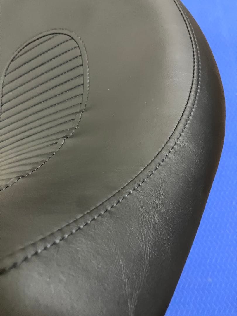 ハーレー　FXDL1580 ダイナ ローライダー 純正　シート