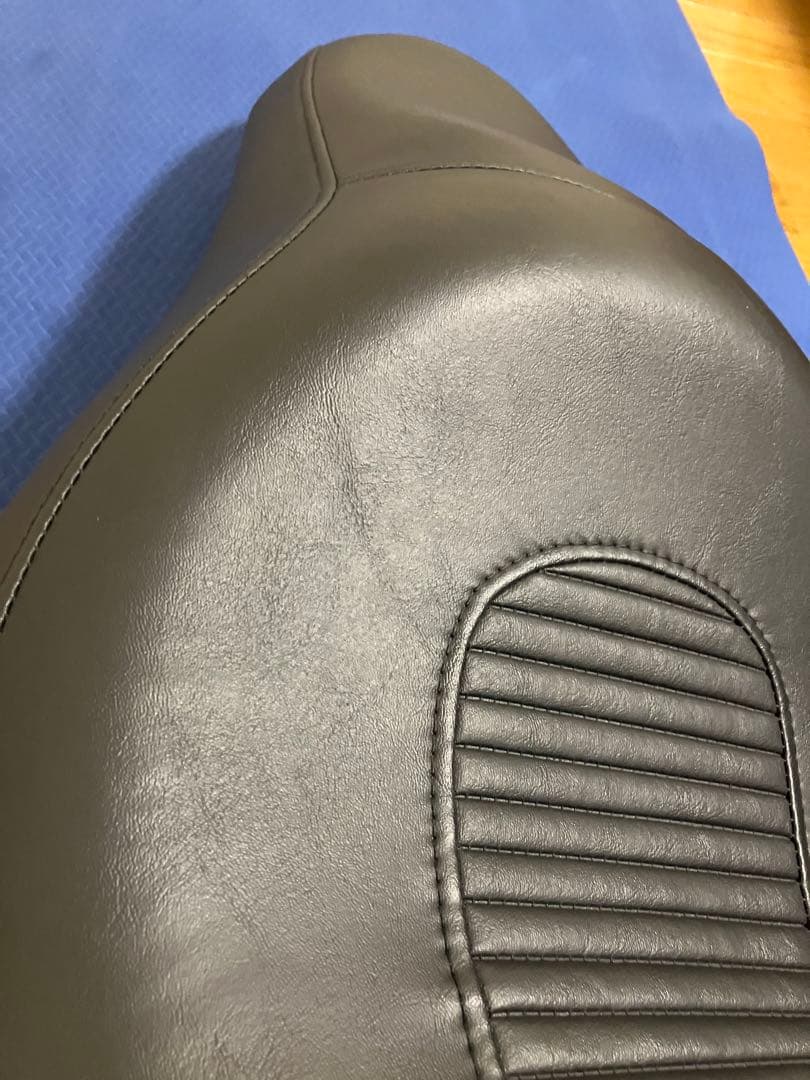 ハーレー　FXDL1580 ダイナ ローライダー 純正　シート